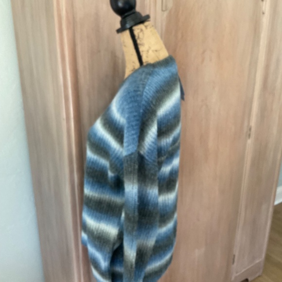 NWT Belle Belldini striped sweater wool blend ombré blue gray nautical boho L - Picture 8 of 16